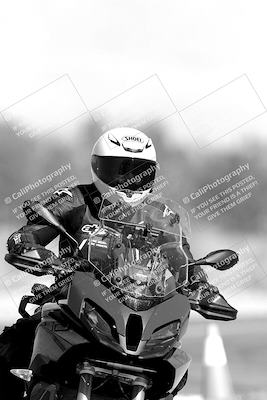 media/Nov-06-2023-Moto Forza (Mon) [[ce023d0744]]/4-Beginner Group/Session 3 (Track Exit)/